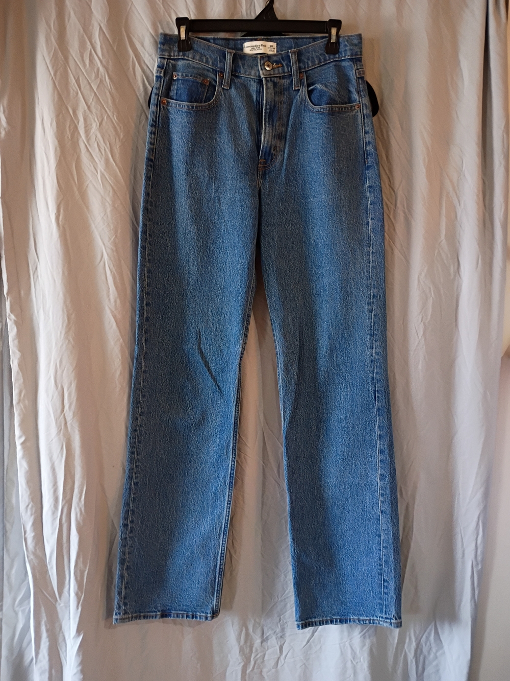 Abercrombie & Fitch High-Rise Straight Leg Blue Jeans